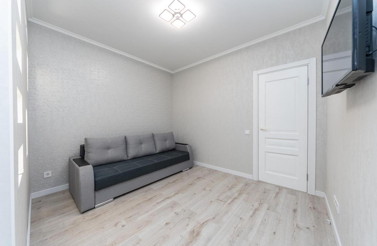 Апартаменты Flatrent Drahomanova 2A Киев Экстерьер фото