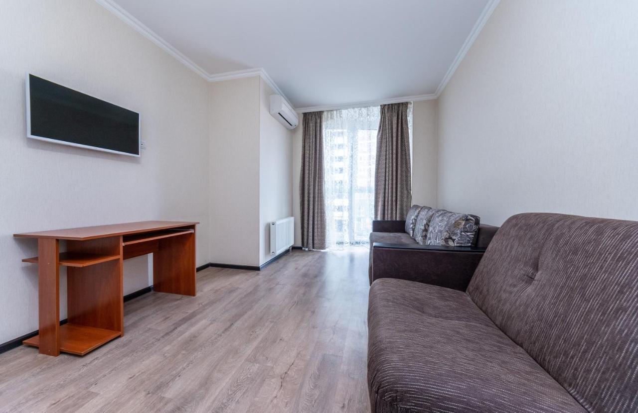 Апартаменты Flatrent Drahomanova 2A Киев Экстерьер фото