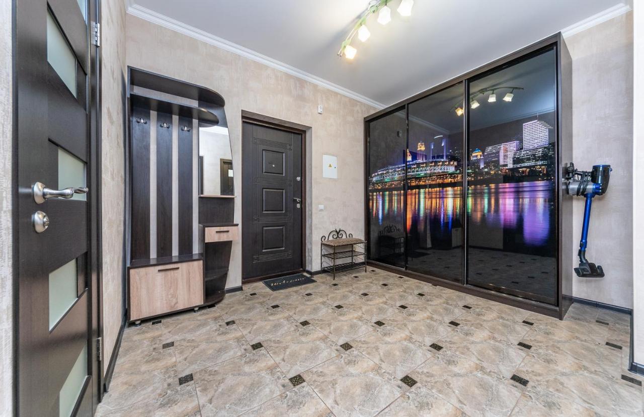 Апартаменты Flatrent Drahomanova 2A Киев Экстерьер фото