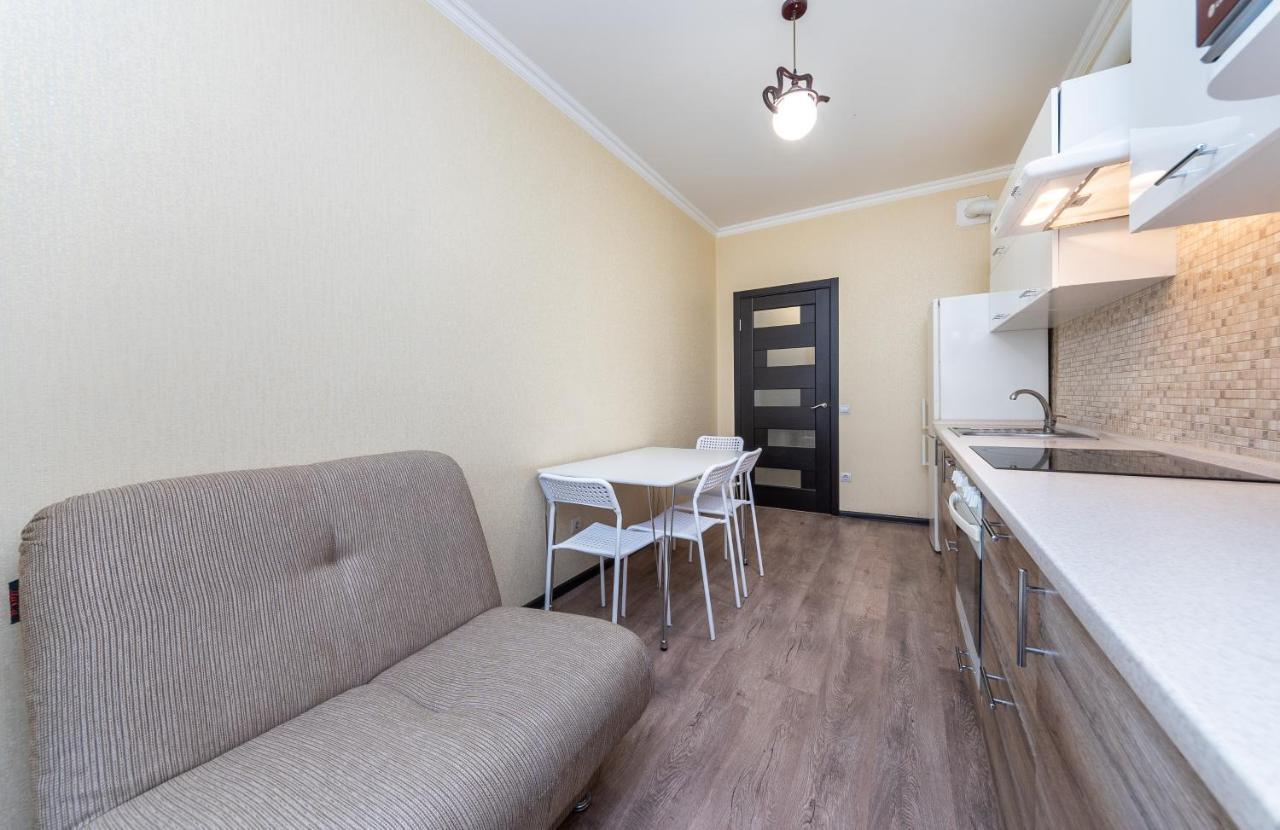 Апартаменты Flatrent Drahomanova 2A Киев Экстерьер фото