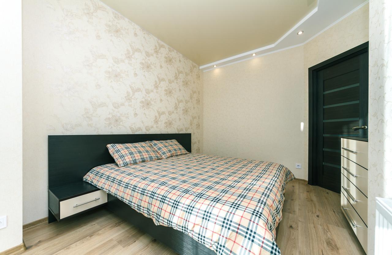Апартаменты Flatrent Drahomanova 2A Киев Экстерьер фото