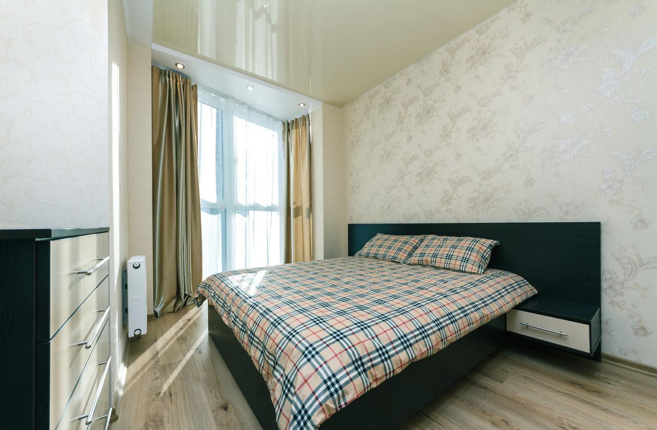 Апартаменты Flatrent Drahomanova 2A Киев Экстерьер фото