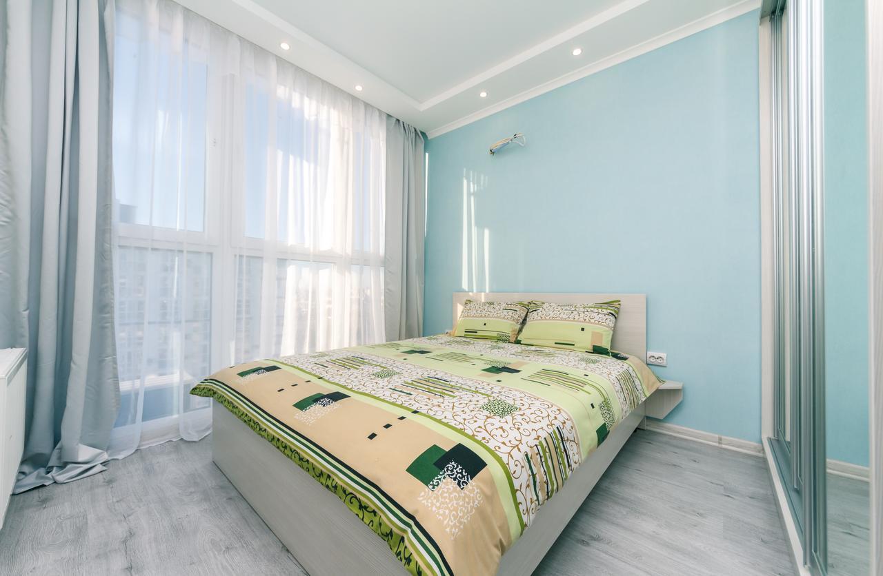 Апартаменты Flatrent Drahomanova 2A Киев Экстерьер фото