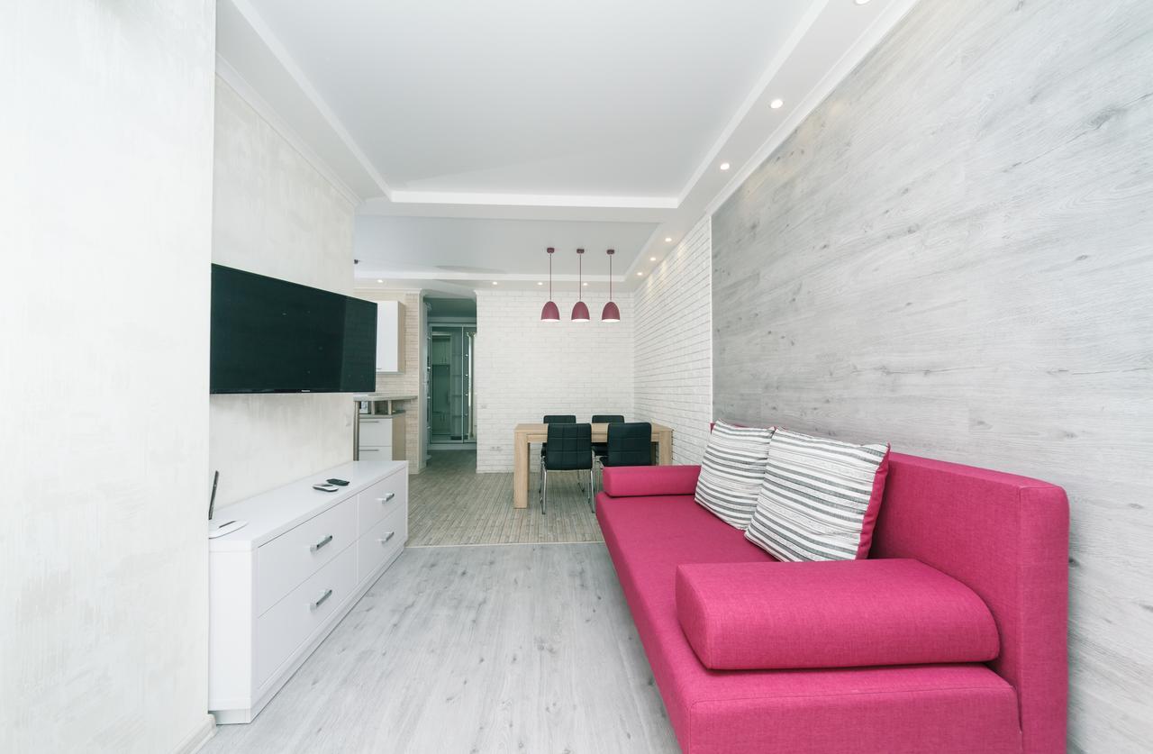 Апартаменты Flatrent Drahomanova 2A Киев Экстерьер фото