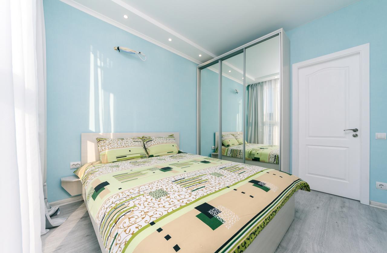Апартаменты Flatrent Drahomanova 2A Киев Экстерьер фото