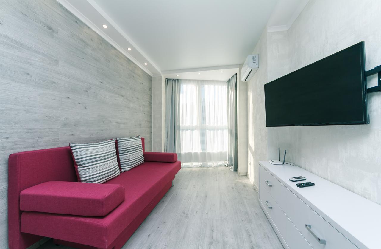 Апартаменты Flatrent Drahomanova 2A Киев Экстерьер фото